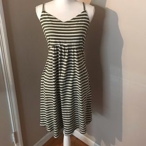 Old Navy Maternity Dress